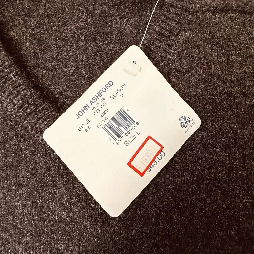 John Ashford 100% Lambswool V Neck Men’s L Gray Pullover Sweater NWT